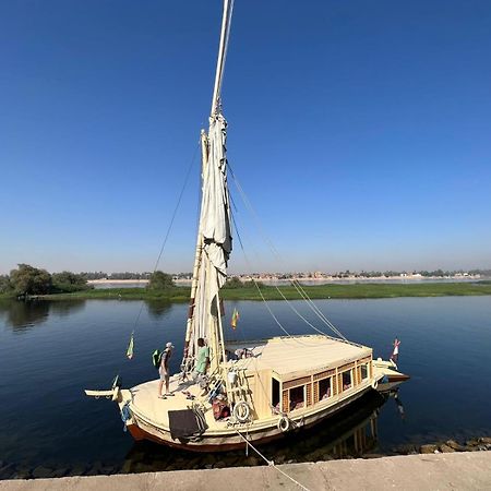 Nile Felucca Adventure Hotell Aswan Exteriör bild