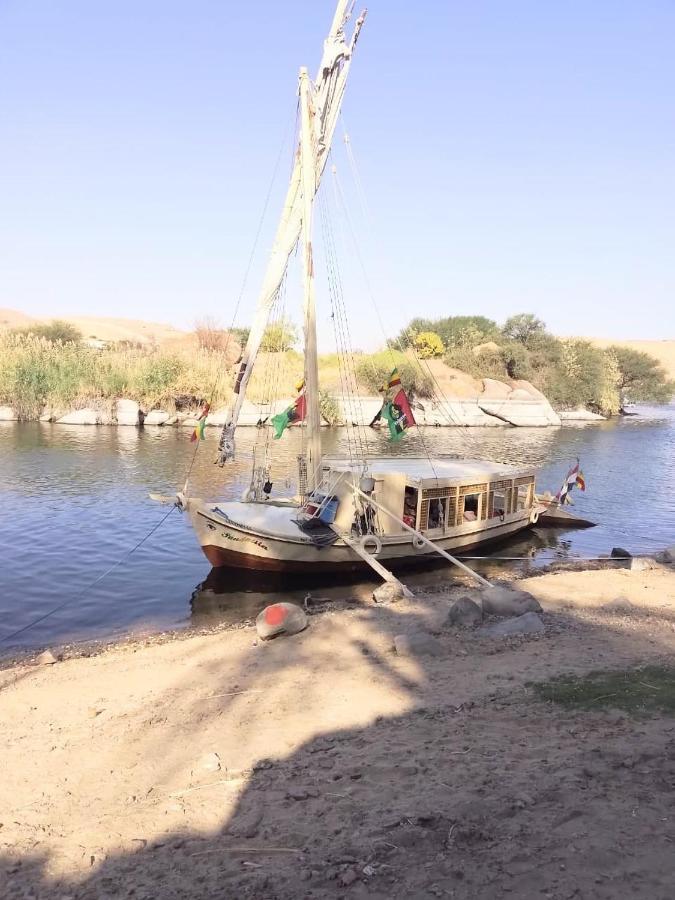 Nile Felucca Adventure Hotell Aswan Exteriör bild