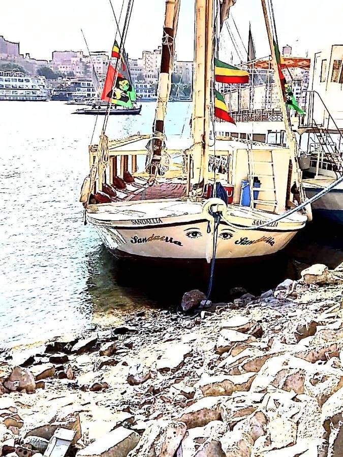 Nile Felucca Adventure Hotell Aswan Exteriör bild