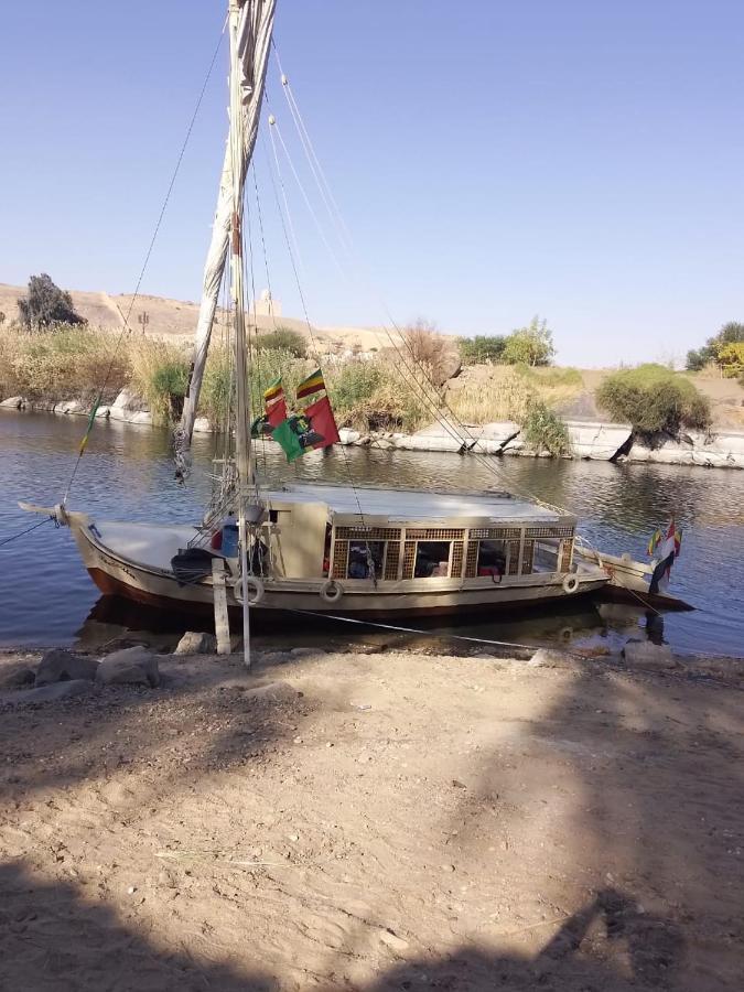 Nile Felucca Adventure Hotell Aswan Exteriör bild