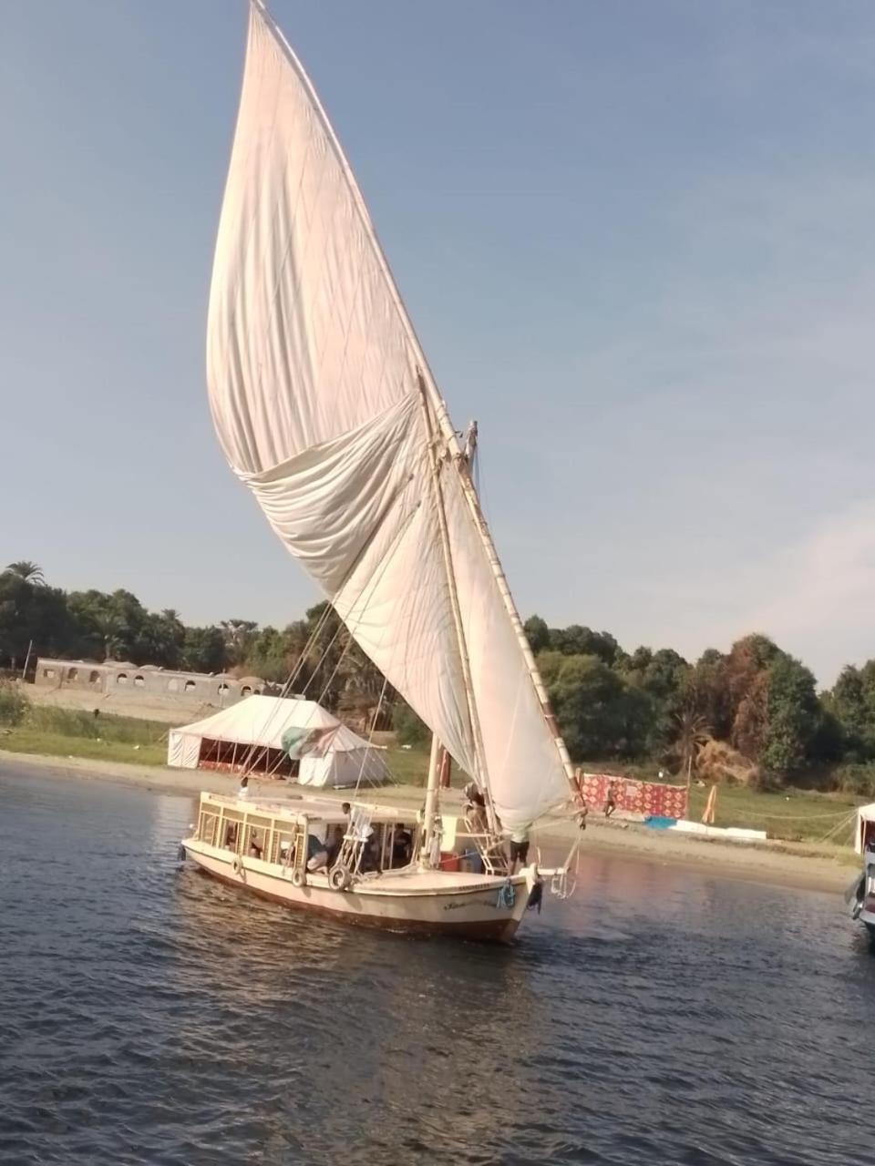 Nile Felucca Adventure Hotell Aswan Exteriör bild