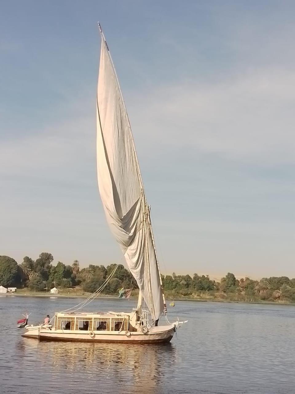 Nile Felucca Adventure Hotell Aswan Exteriör bild