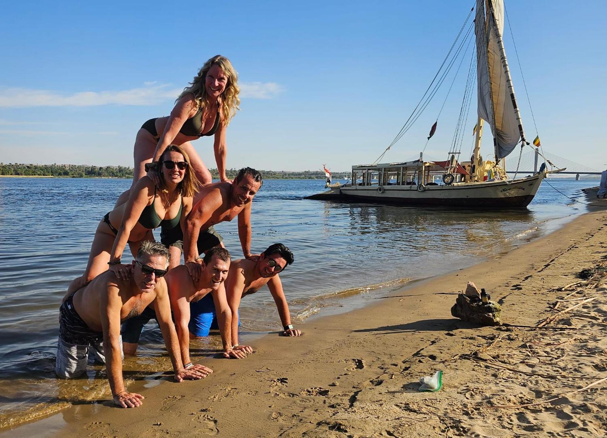 Nile Felucca Adventure Hotell Aswan Exteriör bild