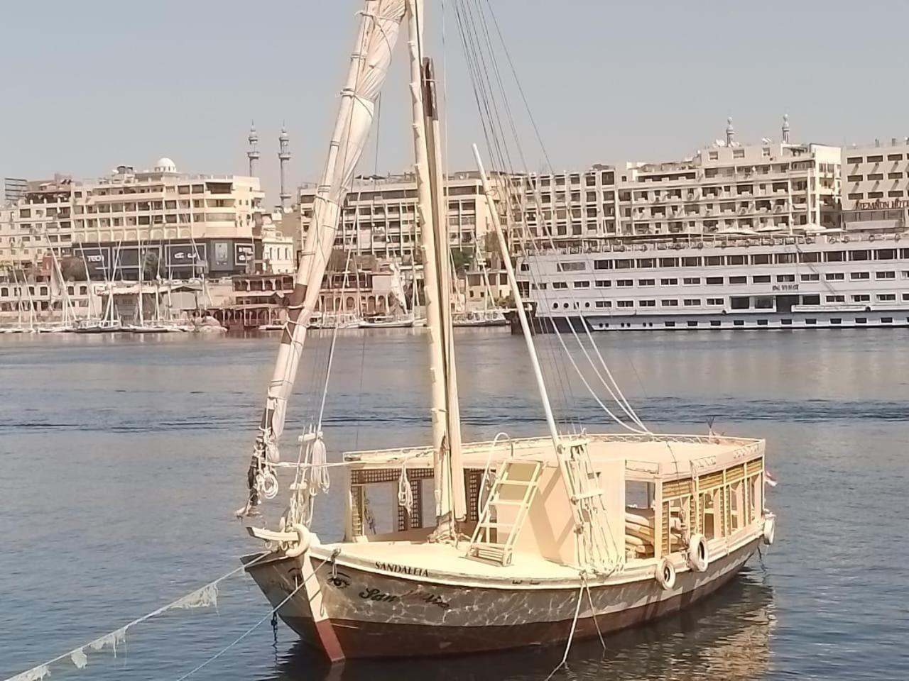 Nile Felucca Adventure Hotell Aswan Exteriör bild
